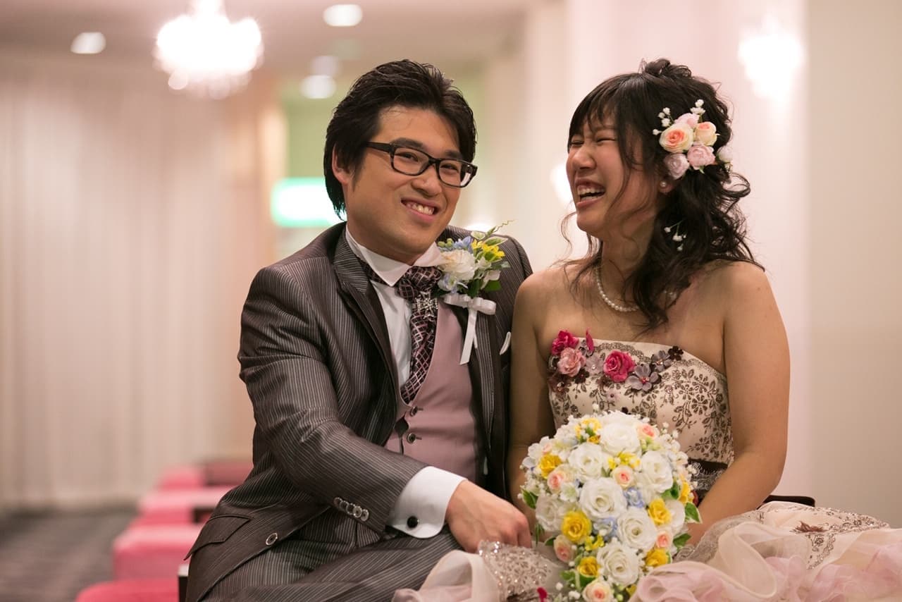 高級造花専門店アンクラフトはオーダーメイドでウェディングブーケの制作をしております。お花の事がわからなくても大丈夫。イメージ画像を送っていただければ花嫁様のイメージしているブーケを形にします。相談は無料。国家資格を持つ専門のスタッフが対応いたしますので安心してご相談ください。兵庫県・大阪・関西からのお問合せが沢山。