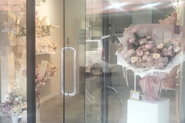 アーティフィシャルフラワー専門店 アンクラフト　枯れない花